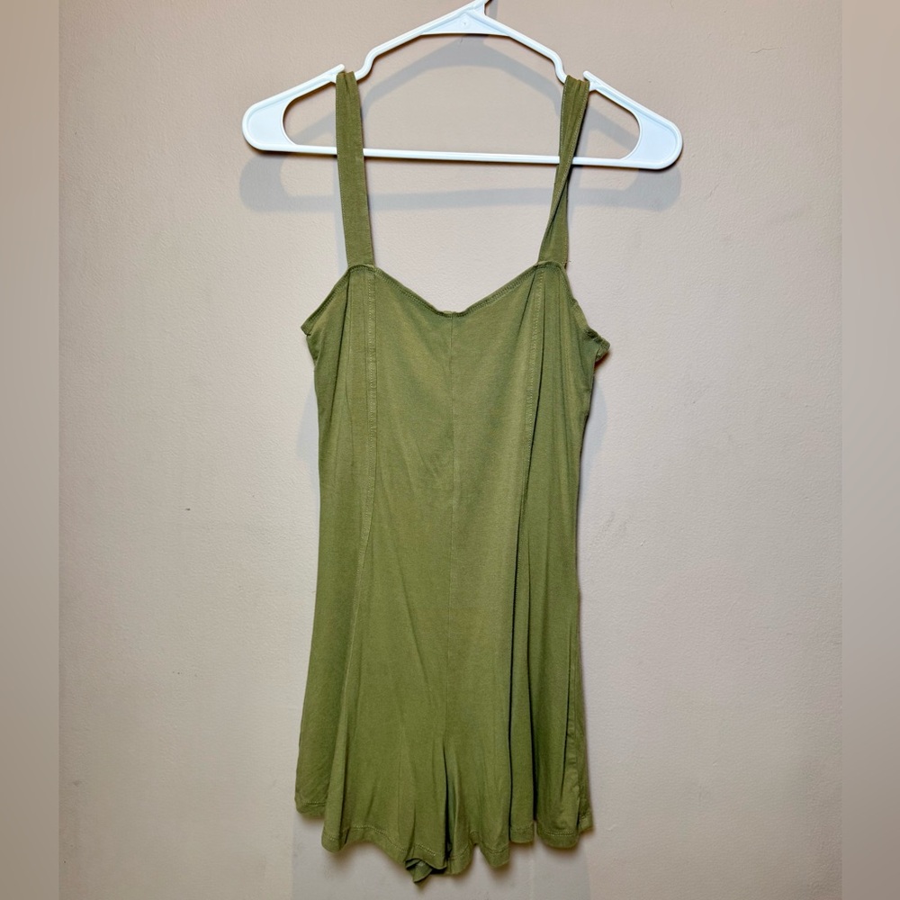 Forever 21 Olive Green Sleeveless/backless romper